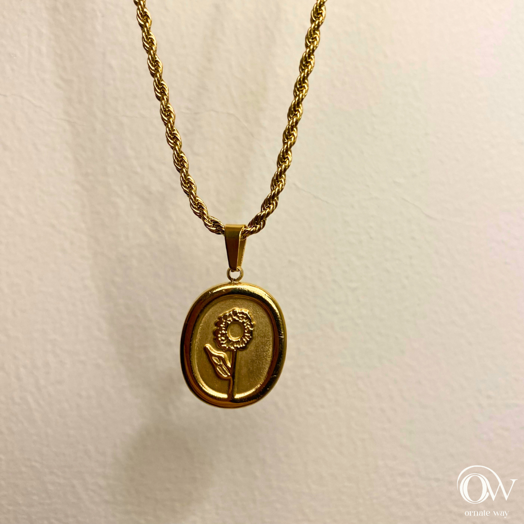 Rope Chain with Golden Oval Pendant