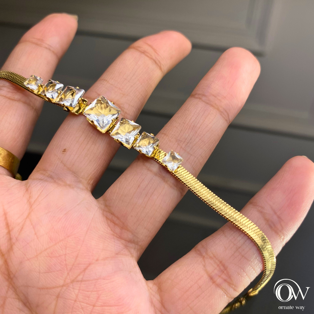 Dainty Snake Chain Bracelet with Square Solitaire