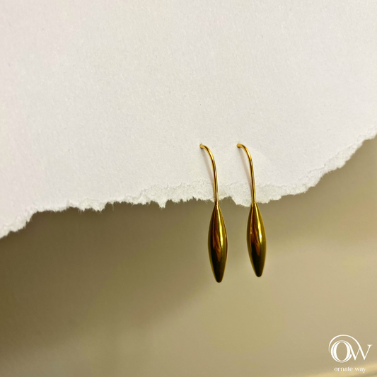 Dainty Golden Short Earrings