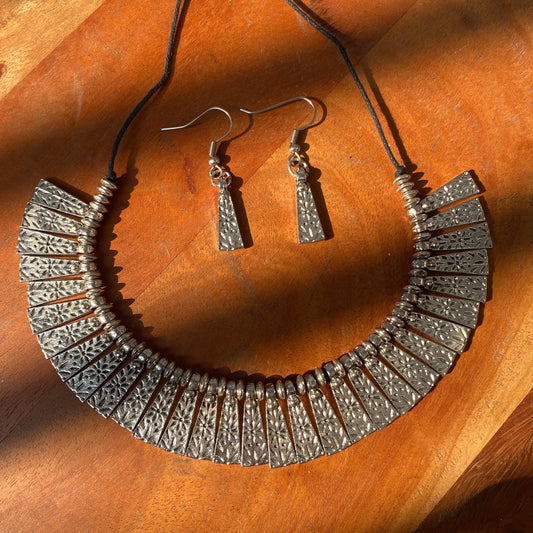 Beautiful Silver Oxidised Necklace Set